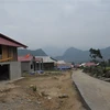 Khu tái định cư mới của 50 hộ dân vùng lũ Phong Dụ Thượng, huyện Văn Yên. (Ảnh: Đỗ Tuấn Anh/TTXVN)