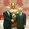 Phó Chủ tịch Quốc hội Uông Chu Lưu tiếp Chánh án Tòa án tối cao Thái Lan Cheep Jullamon. (Ảnh: Doãn Tấn/TTXVN)