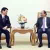 Thủ tướng Nguyễn Xuân Phúc tiếp ông Kensaku Morita, Thống đốc tỉnh Chiba, Nhật Bản. (Ảnh: Thống Nhất/TTXVN)
