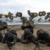 Binh sỹ Hàn Quốc và Mỹ tham gia cuộc tập trận đổ bộ chung tại Pohang, Hàn Quốc. (Nguồn: AFP/ TTXVN)