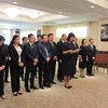Cán bộ, nhân viên Đại sứ quán và các cơ quan đại diện Việt Nam tại Nhật Bản viếng nguyên Chủ tịch nước, Đại tướng Lê Đức Anh. (Ảnh: Bùi Hà/TTXVN)