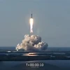 Tên lửa Falcon Heavy đưa vệ tinh viễn thông Arabsat-6A của Saudi Arabia lên quỹ đạo tại bãi phóng Cape Canaveral, bang Florida (Mỹ). (Nguồn: AFP/TTXVN)