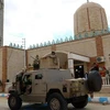 Lực lượng an ninh Ai Cập tuần tra tại al-Rawda, Bắc Sinai. (Nguồn: THX/TTXVN)