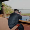 Nhà lãnh đạo Triều Tiên Kim Jong-un giám sát vụ thử tên lửa tại khu vực phía đông Triều Tiên ngày 4/5. (Nguồn: YONHAP/TTXVN)