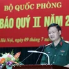 Thiếu tướng Nguyễn Văn Đức, Cục trưởng Cục Tuyên huấn - Tổng cục Chính trị QĐND Việt Nam chủ trì họp báo. (Ảnh: Dương Giang/TTXVN)