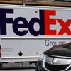 Phương tiện chuyển phát nhanh của FedEx tại New York, Mỹ. (Nguồn: THX/TTXVN)