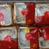 Bánh trung thu 4 không: không nhãn mác, xuất xứ, không ngày sản xuất, không hạn sử dụng bán tại chợ Nhị Thiên đường, Quận 8, Thành phố Hồ Chí Minh. (Ảnh: Đinh Hằng/TTXVN)