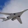Máy bay ném bom chiến lược siêu thanh Tu-160M2. (Nguồn: Sputnik)