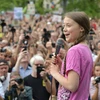 Nữ sinh người Thụy Điển Greta Thunberg phát biểu tại sự kiện Những ngày Thứ Sáu vì tương lai ở thủ đô Berlin, Đức. (Ảnh: AFP/TTXVN)