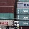 Các container hàng nhập khẩu từ Trung Quốc tại cảng Los Angeles, Mỹ. (Nguồn: AFP)