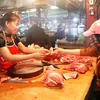 Thịt lợn bày bán tại chợ Hà Tĩnh. (Ảnh: Phan Quân/TTXVN)