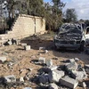 Cảnh đổ nát sau một vụ nã pháo vào một khu dân cư ở Tajura, cách thủ đô Tripoli, Libya, khoảng 14km. (Ảnh: AFP/TTXVN)