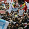 Hàng nghìn người lại đổ ra đường ở thủ đô Paris, Pháp để phản đối kế hoạch cải cách lương hưu. (Nguồn: AFP)