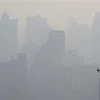 Khói mù ô nhiễm bao phủ dày đặc tại Bangkok, Thái Lan. (Ảnh: AFP/TTXVN)