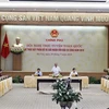Thủ tướng Nguyễn Xuân Phúc phát biểu tại Hội nghị trực tuyến toàn quốc về thúc đẩy phân bổ và giải ngân vốn đầu tư công năm 2019. (Ảnh: Thống Nhất/TTXVN)