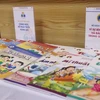 Các bộ sách giáo khoa mẫu của Nhà xuất bản Giáo dục Việt Nam. (Ảnh: Bích Huệ/TTXVN)