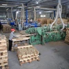 Một cơ sở chế biến gỗ. (Ảnh: Hồ Cầu/TTXVN)