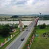 Cụm Di tích lịch sử Quốc gia đặc biệt Ðôi bờ Hiền Lương-Bến Hải (nhìn từ hướng Bắc-Nam). (Ảnh: Hồ Cầu/TTXVN)