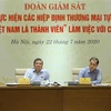 Chủ nhiệm Ủy ban Đối ngoại của Quốc hội Nguyễn Văn Giàu và Chủ nhiệm Ủy ban Kinh tế của Quốc hội Vũ Hồng Thanh chủ trì làm việc với Bộ Công Thương. (Ảnh: Dương Giang/TTXVN)