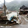 Cảnh đổ nát sau những trận mưa lớn gây ngập lụt tại tỉnh Kumamoto, Nhật Bản. (Ảnh: AFP/TTXVN)