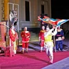 Các nghệ sỹ Nhà hát Nghệ thuật truyền thống tỉnh Khánh Hòa biểu diễn phục vụ người dân và du khách. (Ảnh: Nguyễn Dũng/TTXVN)