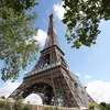 Tháp Eiffel tại thủ đô Paris, Pháp. (Ảnh: THX/TTXVN)
