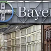 Biểu tượng của Tập đoàn dược phẩm Bayer tại Wuppertal, Đức. (Ảnh: AFP/TTXVN)