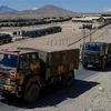 Xe quân sự di chuyển tới khu vực ở Ladakh, nơi có Đường kiểm soát thực tế (LAC) phân giới giữa Trung Quốc và Ấn Độ, ngày 15/9. (Ảnh: Reuters/TTXVN)