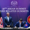 Thủ tướng Malaysia chứng kiến Lễ ký kết Hiệp định RCEP. (Nguồn: Bernama)