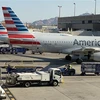 Máy bay của hãng hàng không American Airlines đỗ tại sân bay quốc tế Phoenix, Mỹ. (Ảnh: AFP/TTXVN)