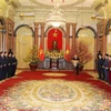 Tổng Bí thư, Chủ tịch nước Nguyễn Phú Trọng và Thủ tướng Nguyễn Xuân Phúc với các lãnh đạo và nguyên lãnh đạo Đảng, Nhà nước. (Ảnh: Trí Dũng/TTXVN)