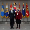 Bộ trưởng Quốc phòng Hàn Quốc Suh Wook (trái) và Đại sứ Liên minh châu Âu (EU) Maria Castillo Fernandez. (Nguồn: koreaherald.com)