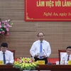 Thủ tướng Nguyễn Xuân Phúc phát biểu tại buổi làm việc với lãnh đạo chủ chốt tỉnh Nghệ An. (Ảnh: Thống Nhất/TTXVN)