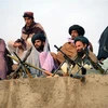 Các tay súng Taliban tại Bakwah, tỉnh miền Tây Farah, Afghanistan. (Ảnh: AFP/TTXVN)