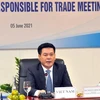 Bộ trưởng Nguyễn Hồng Diên phát biểu tại điểm cầu Hà Nội. (Ảnh: Trần Việt/TTXVN)