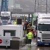 Xe tải rời cảng Larne ở Bắc Ireland. (Nguồn: PA)