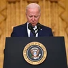 Tổng thống Mỹ Joe Biden phát biểu trước người dân toàn quốc về vụ tấn công khủng bố bên ngoài sân bay quốc tế Hamid Karzai ở thủ đô Kabul, Afghanistan. (Ảnh: AFP/TTXVN)