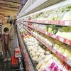 Người dân mua sắm tại siêu thị Aeon Long Biên, Hà Nội. (Ảnh: Trần Việt/TTXVN)