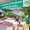 Gian trưng bày sản phẩm OCOP của Sơn La tại Festival trái cây và sản phẩm OCOP năm 2022. (Ảnh: Quang Quyết-TTXVN)