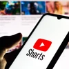 YouTube cho nhà sáng tạo video giữ 45% doanh thu.