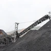 Dây chuyền sàng tuyển than tại Công ty than Khánh Hòa - VVMI. (Ảnh: Hoàng Nguyên/TTXVN)