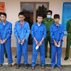 Các đối tượng bị tạm giữ hình sự tại Công an huyện Tân Biên. (Ảnh: Thanh Tân/TTXVN)