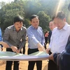 Phó Thủ tướng Chính phủ Trần Lưu Quang trực tiếp tới kiểm tra, khảo sát một số dự án thuộc chương trình mục tiêu quốc gia tại huyện Ngân Sơn, tỉnh Bắc Kạn. (Ảnh: Vũ Hoàng Giang/TTXVN)