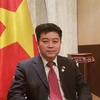 Ông Nguyễn Đức Minh, Đại biện lâm thời Đại sứ quán Việt Nam tại Nhật Bản, trả lời phỏng vấn TTXVN. (Ảnh: Đào Thanh Tùng/TTXVN)