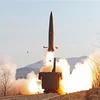 Một vụ phóng thử tên lửa đường sắt tại tỉnh Bắc Pyongan, Triều Tiên. (Ảnh: AFP/TTXVN)