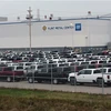 Các mẫu xe Chevrolet và bán tải của General Motors (GM) bên ngoài một nhà máy lắp ráp ở bang Michigan, Mỹ. (Ảnh: AFP/TTXVN)