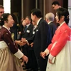 Tổng thống Yoon Suk-yeol cùng Phu nhân dự bữa tối cùng khoảng 160 người Hàn Quốc tại Pháp. (Nguồn: Yonhap)