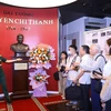 Các đại biểu tham quan không gian trưng bày trong Bảo tàng Đại tướng Nguyễn Chí Thanh. (Ảnh: Văn Điệp/TTXVN)