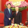 Tổng Bí thư Nguyễn Phú Trọng tiếp Tổng thống Hàn Quốc Yoon Suk Yeol. (Ảnh: Trí Dũng/TTXVN)