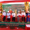 Lễ Khởi công xây dựng hạ tầng Khu công nghiệp Phú Thuận, huyện Bình Đại, tỉnh Bến Tre. (Ảnh: Công Trí/TTXVN)